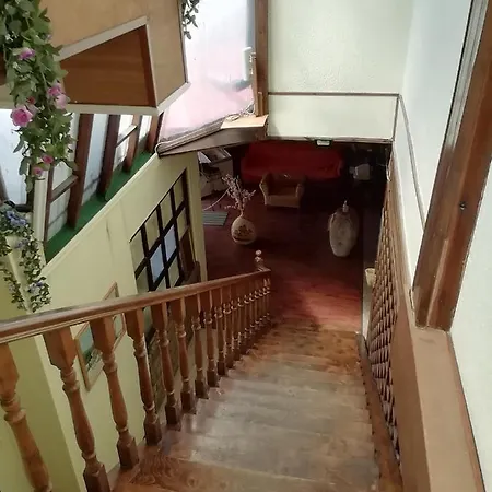 La Carina Hotel